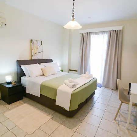 Апартаменты Seaside Comfort Residences Каламата