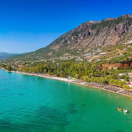 Seaside Comfort Residences Каламата